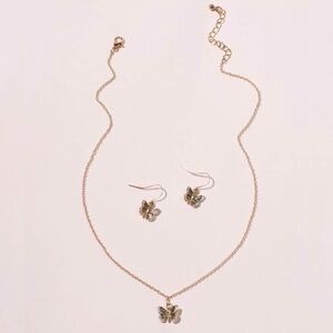 3/$30 💛 Butterfly Necklace and Earrings Set
